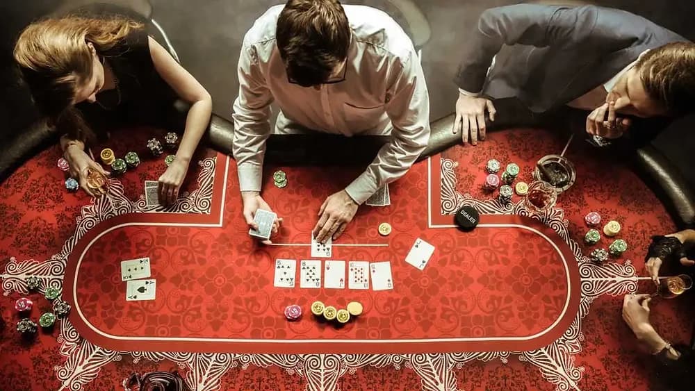 Casino Game Psychology: Why We Love the Thrill